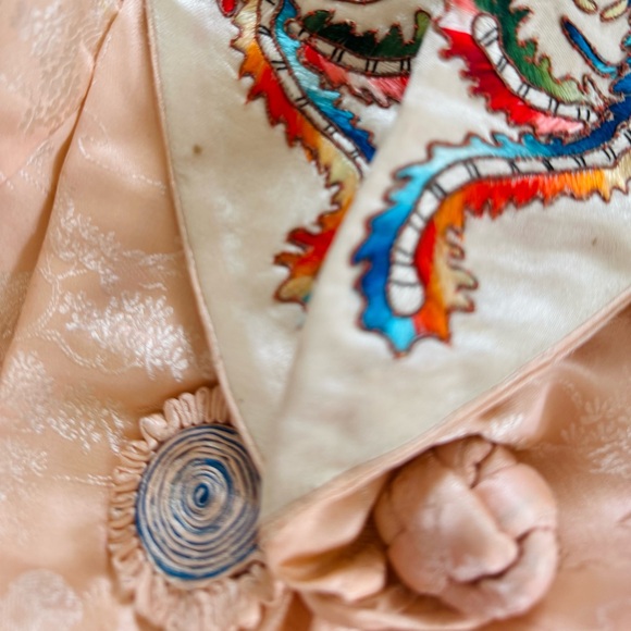 Vintage Peach Pink Asian Silk Embroidered Robe with Sash - Silk Lined Kimono - Picture 10 of 16